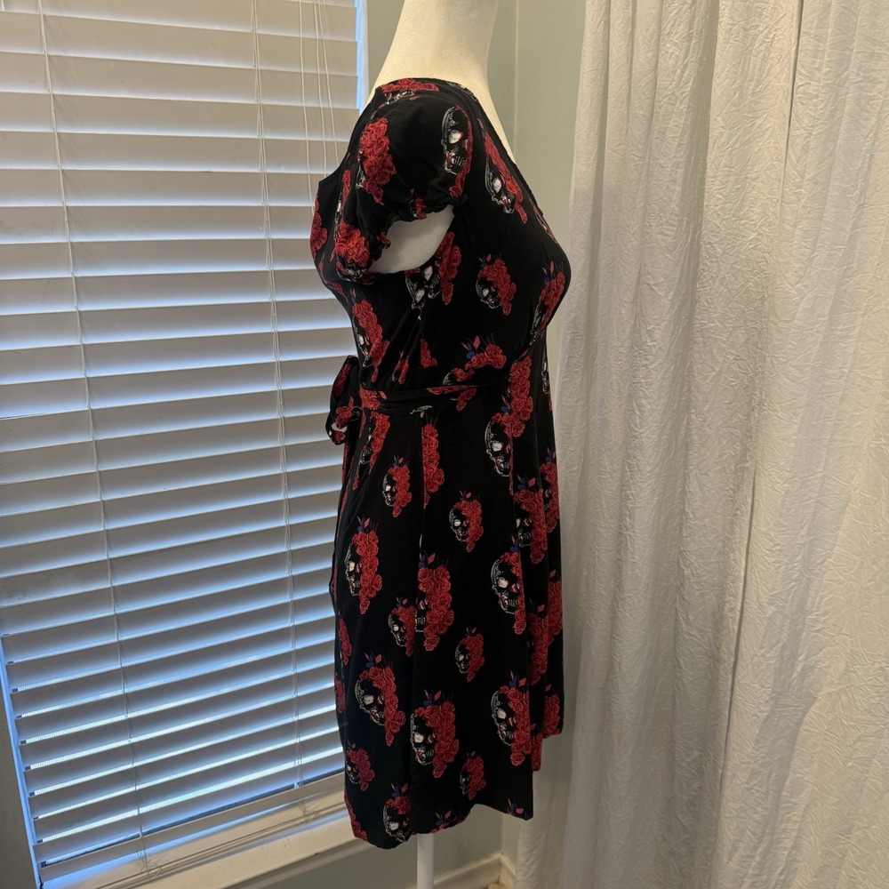 Hot Topic Royal Bones Red Black Floral Skull Dress Size L Whimsigoth Grunge - Picture 8 of 13